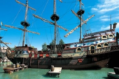 Nave pirata del lago di Garda